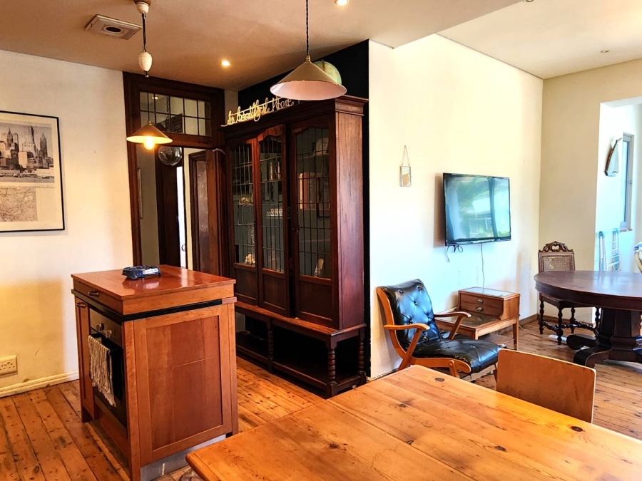 2 Bedroom Property for Sale in Sea Point Western Cape